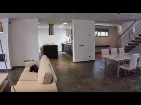 Two-storey house on the sea - Cabo Roig 950.000€