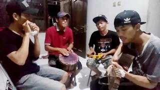 Download lagu Souljah-Tak selalu yang berkilau itu indah cover by SJA Group mp3
