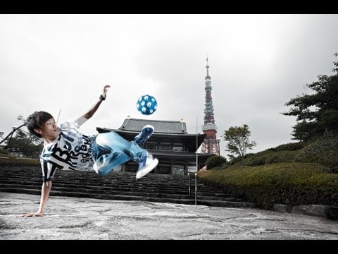 Kotaro Tokuda juggles The Red Bull Street Style 2013 World Finals