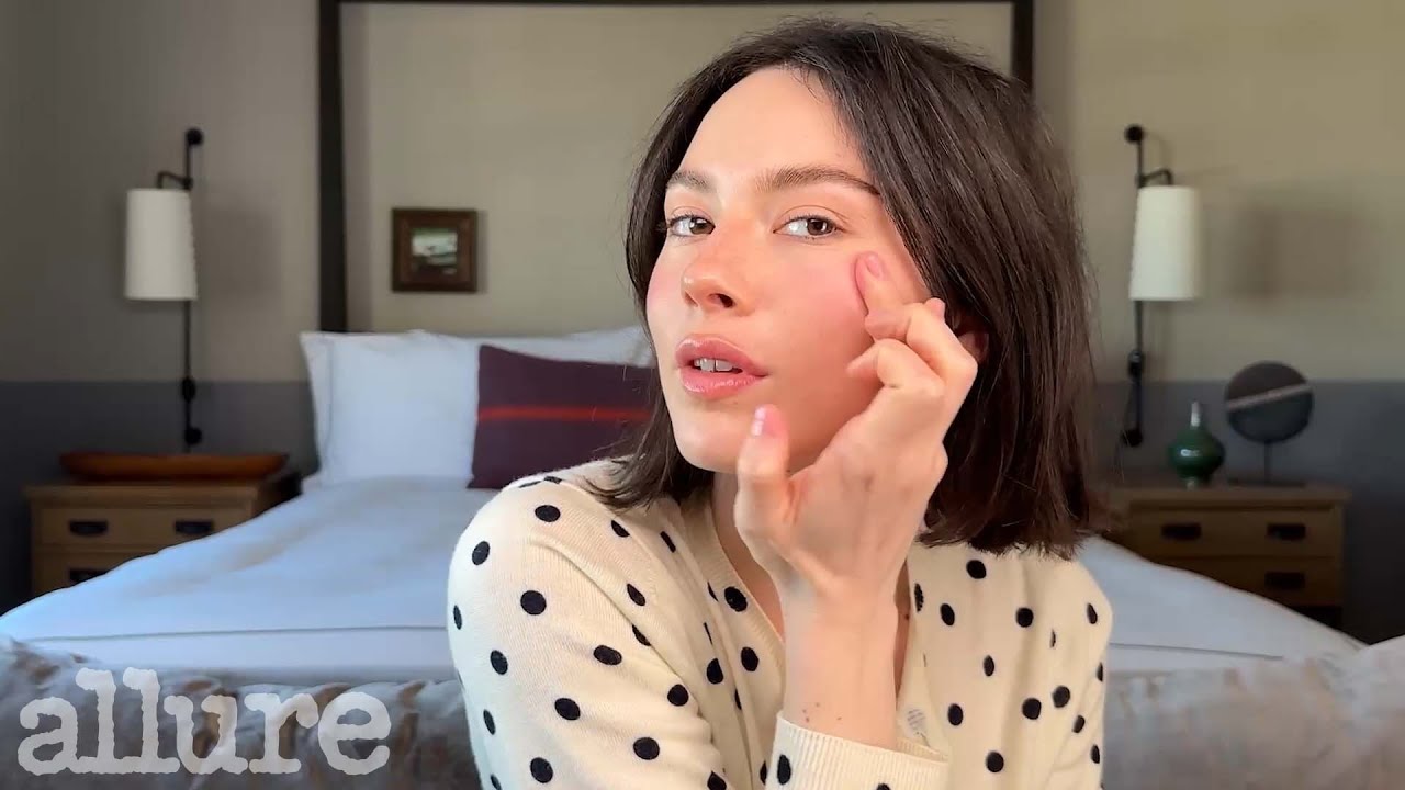 Gracie Abrams' 10-Minute Routine for a Glowy, Fresh Face | Allure