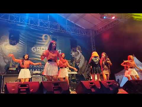 "Janger Koplo " Jegeg Bulan feat Gek Diah 3G membius penonton di acara aniversary alas harum.