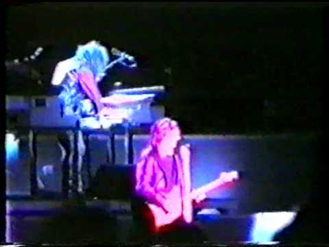 Bon Jovi - Blaze Of Glory (Live at Prague, Czech Republic 1993-09-04)