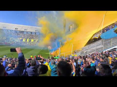"Recibimiento clásico" Barra: Los Guerreros &bull; Club: Rosario Central &bull; País: Argentina