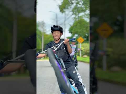Los niños del STUN BIKE🔥😱🐐#reels #viralshort #stunt #stuntbike #mtb