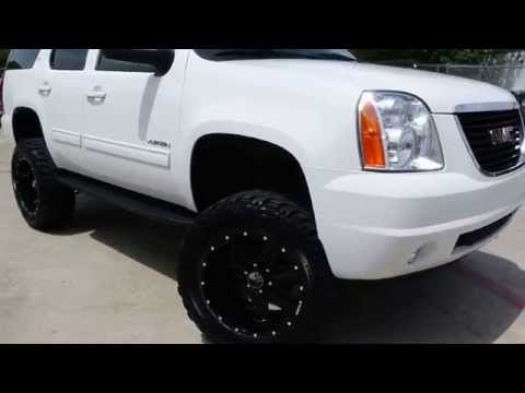 2013 GMC Yukon Lifted with Custom Wheels and Tires