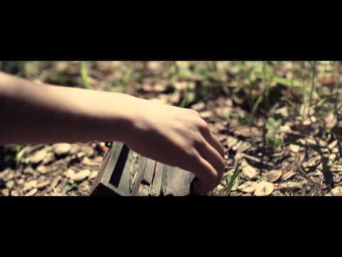 Tremor - Caracol (Official video Clip)