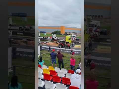 Трактор МТЗ-80. (147 км час)везёт победу домой.(ТракФест 2021 москва)