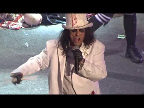Alice Cooper Schools out at the Palace Albany NY 2018