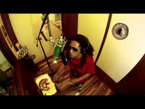 TEGO CALDERON MAH MAIZ PA LOS POLLOS DIRECTAMENTE DEL SITIO