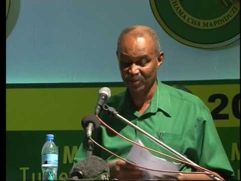 AMANI KARUME ALIPOZIONA AKILI ZA SAMAKI NDANI VIJANA WA CCM DODOMA