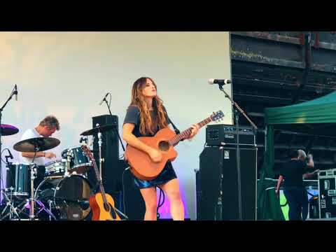 Emily Hackett (Live) @ Musikfest 2019, Bethlehem, Pennsylvania