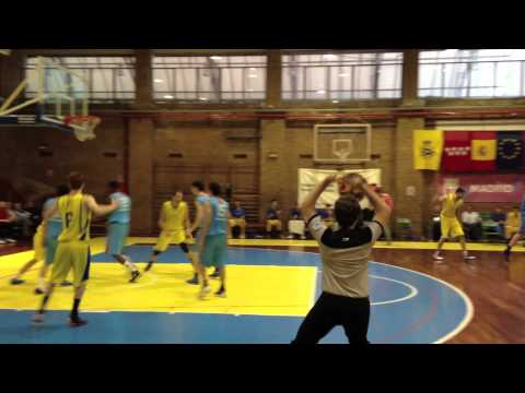 Canoe-Estudiantes (76-60)