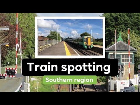 Trains at Plumpton Green