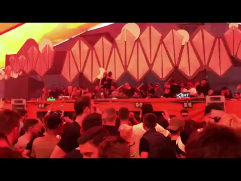 SUNWAVES 21 : MARCO CAROLA playing MARWAN SABB - LEVALOA ( CIARA VOCALS EDIT ) at SW21 - 2017