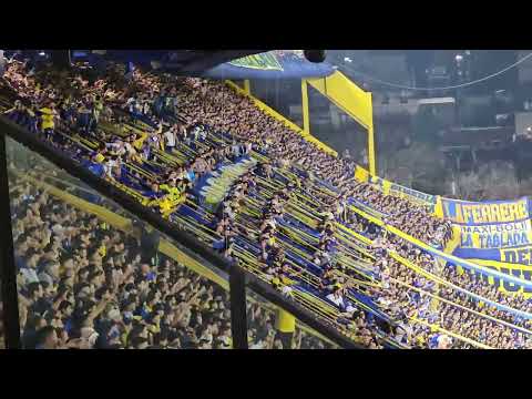 ""Señores, soy de Boca..." - Hinchada de Boca vs. Colo Colo - Copa Libertadores 2023" Barra: La 12 • Club: Boca Juniors