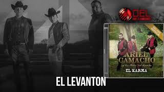 el levanton Ariel Camacho y los Plebes del rancho