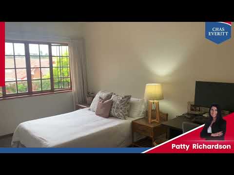 🏡 Spacious 3-Bedroom Townhouse in Secure Stirling Complex