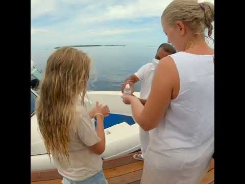 Videos del Lily Beach Resort Spa 5★ en Dhangethi, MaldivasVer MásVerPrecios19CerrarConsulta por Whatsapp 🇦🇷BookingTripadvisorExpediaAgodaTravelocityOrbitzPricelineTripSkyscannerDespegarKayakHotelesDestiniaTrivagoTurismocityLastminuteHotwireTuiWotif