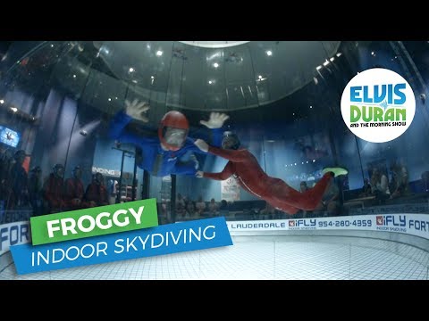 Froggy Goes Indoor Skydiving | Elvis Duran Exlcusive