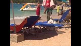 preview picture of video 'A bear in Ksamil Beach Albania'