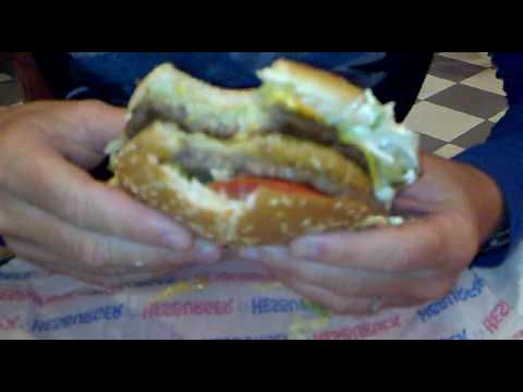 Mega-Atelia Burger em Hesburger, Finlândia