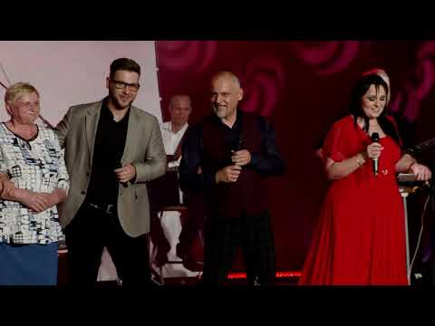 SZLAGIEROWY BYZUCH - SZŁA DZIEWECZKA