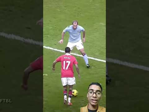 Wayne Rooney Perfect Bicycle Kick 😲😲