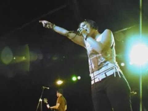 Tsunami Bomb "Headlights On A Hand Grenade" LIVE  (The Show Must Go Off!)