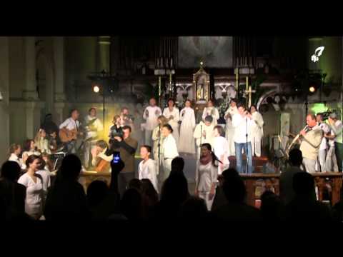 13. Jezus uzdrawia dziś | Fundamentem jest miłość (2012) | Mocni w Duchu muzyka [official]