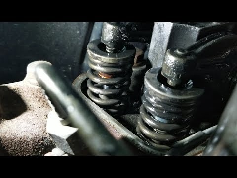 95 Cummins Valve Springs and Seals Install!