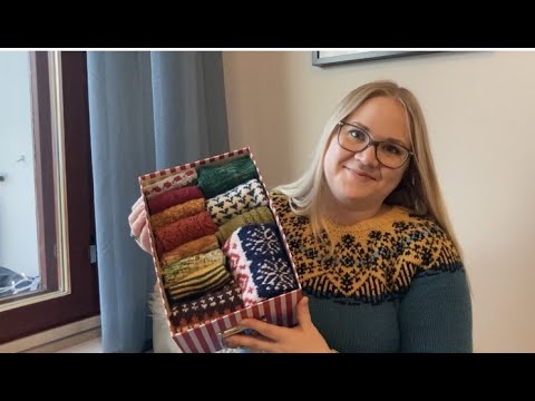 Episode 16 Annijuuti Knits - Gift knits and unboxing my Box of socks 2021