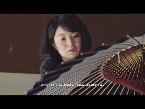 Portraits of the Nagara River: Kawai Mikiko and Tanaka Miki, Wagasa Artisans