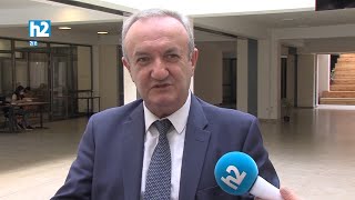 Արևի տակ քննություն հանձնել չի կարելի. ԿԳՄՍ նախարարը դիմորդներին տեղափոխել է: Լրաբեր - 08.06.2021