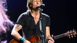 &quot;Raining On Sunday&quot; - Keith Urban in Des Moines on Nov. 9th, 2013