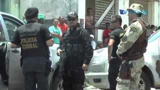 preview picture of video 'Polícia busca os fuzis roubados de Serrinha em Feira de Santana-Ba - TvGeral.com.br'