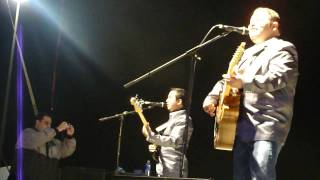 Duelo Mil Deseos en vivo en borderfest