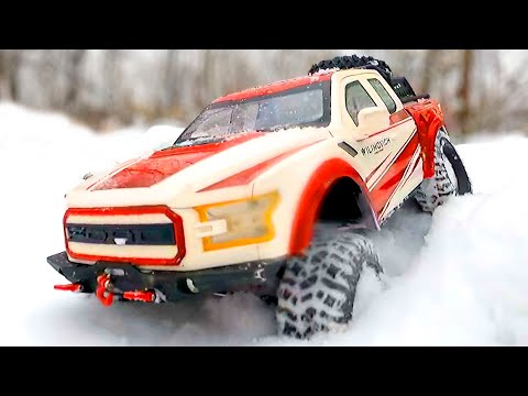 Winter Off-Roading Showdown: Ford Raptor vs. Lexus vs. Land Cruiser vs. Land Rover