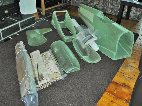 Mick Reeves Mark IX Supermarine Spitfire 1/4 Scale Kit Unboxing.