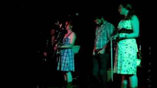 Jenn Grant & Dan Mangan - Sailing By Silverships