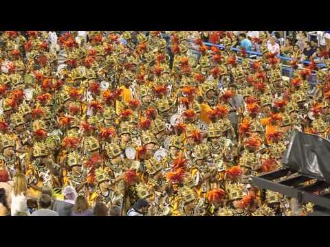 Bateria São Clemente - Carnaval 2015