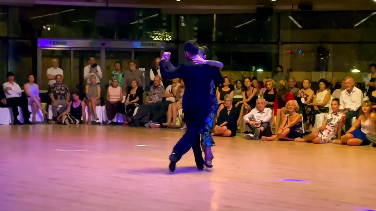 Fernando Gracia y Sol   Cerquides bailan  en el Benidorm Tango Festival 2023 (1)