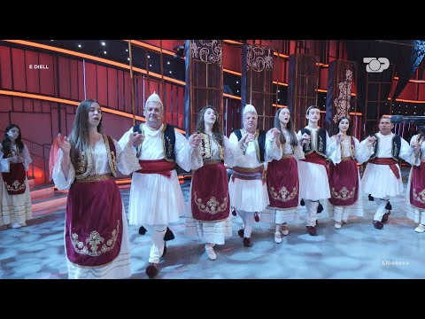 “Libohovë ballkon në male” - performon grupi i fëmijëve, valle e kënduar - Gurra Popullore