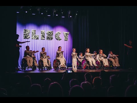 Pokaz finałowy „BLISCY”