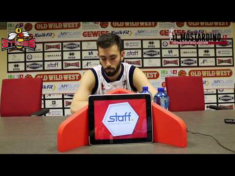 Post-partita di Pompea Mantova - Baltur Cento con coach Finelli, Vencato e Visconti