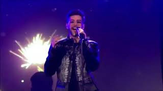 Agoney canta &quot;Rise like a Phoenix&quot; en su concierto de Barcelona #AgoneyTour 8-12-18