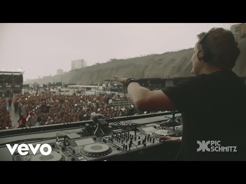 Pic Schmitz - The World Goes Round (Videoclipe)