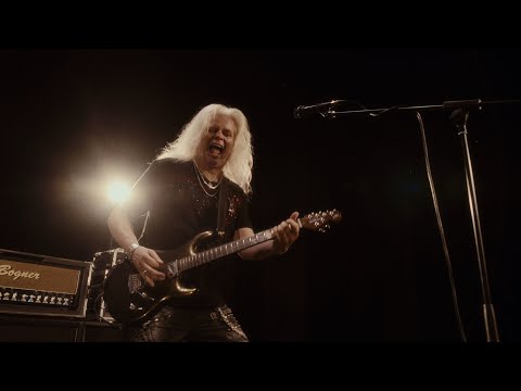 Alapi Power Band - Jégrevű /Kérlek csak szólj/ (Official Music Video)