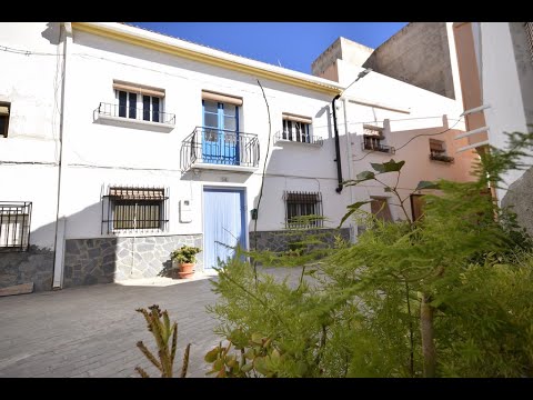 SOLD! Casa Huesito AH12882 - Beautiful 5 bed 2 bath village house with a sun terrace in Purchena