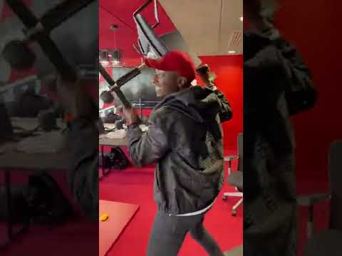 😱😱😱😱 je l'ai choqué franchement par un serpent a anaconda 😱😱😱😱🐍🐍🐍🐍🐍🐍