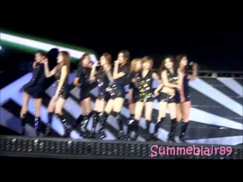[FANCAM] 120922 SNSD - Mr Taxi @ SMTOWN III JAKARTA